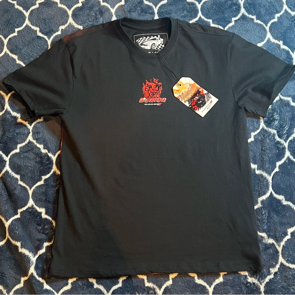 Black Graphic Dodge Hellcat T-Shirt size Medium